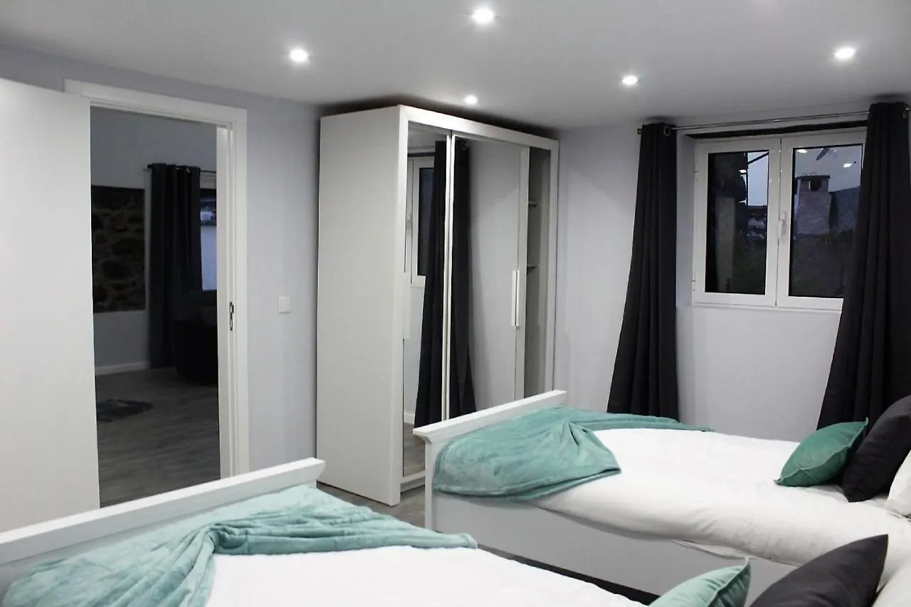 Cottage Quinze, Contemporary Designed Cottage With Swimming Pool بونتا ديلغادا شاليه