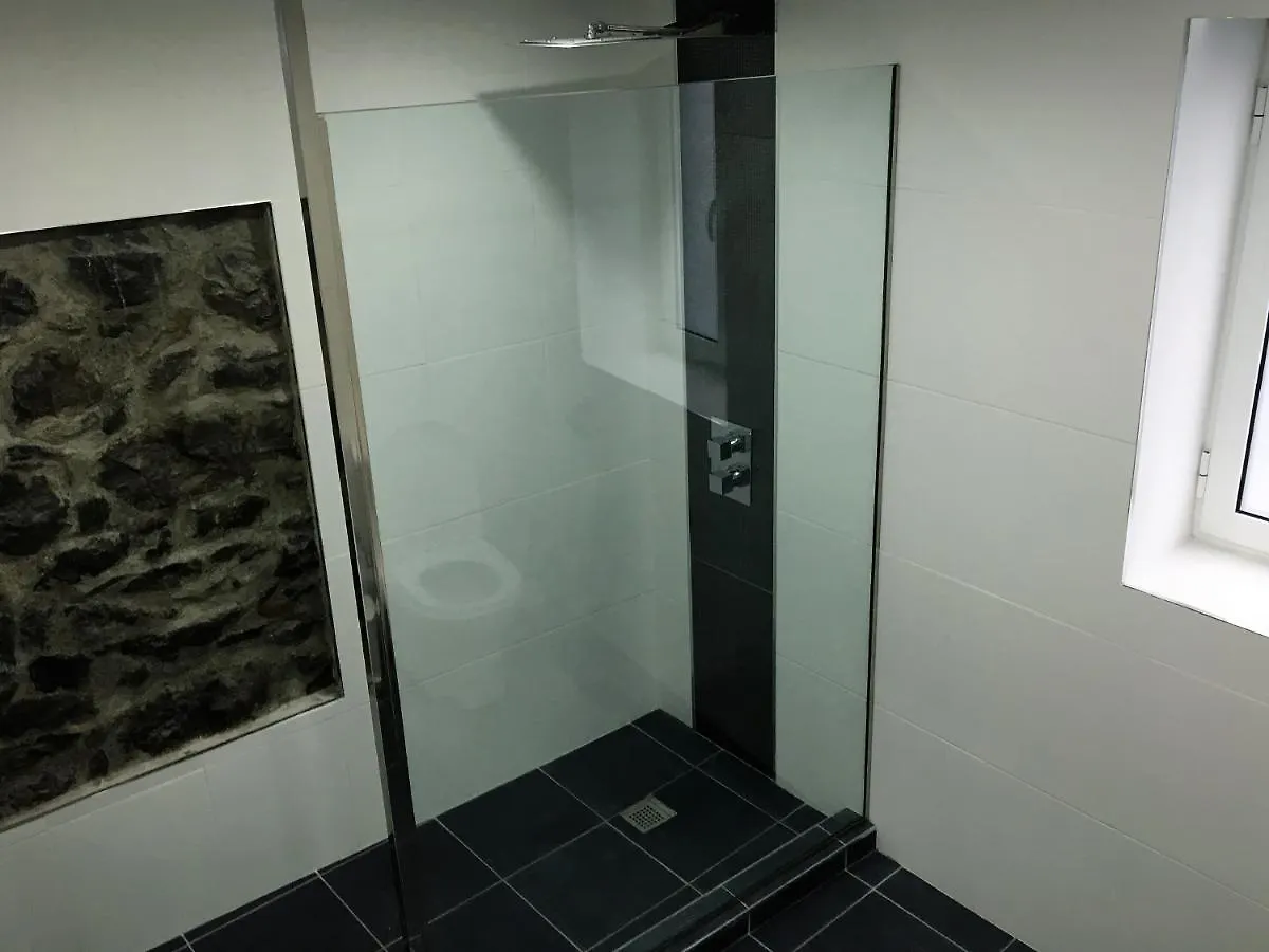 Cottage Quinze, Contemporary Designed Cottage With Swimming Pool بونتا ديلغادا 0*,  البرتغال